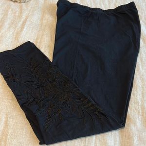 Johnny Was Black Embroidered Leggings XL